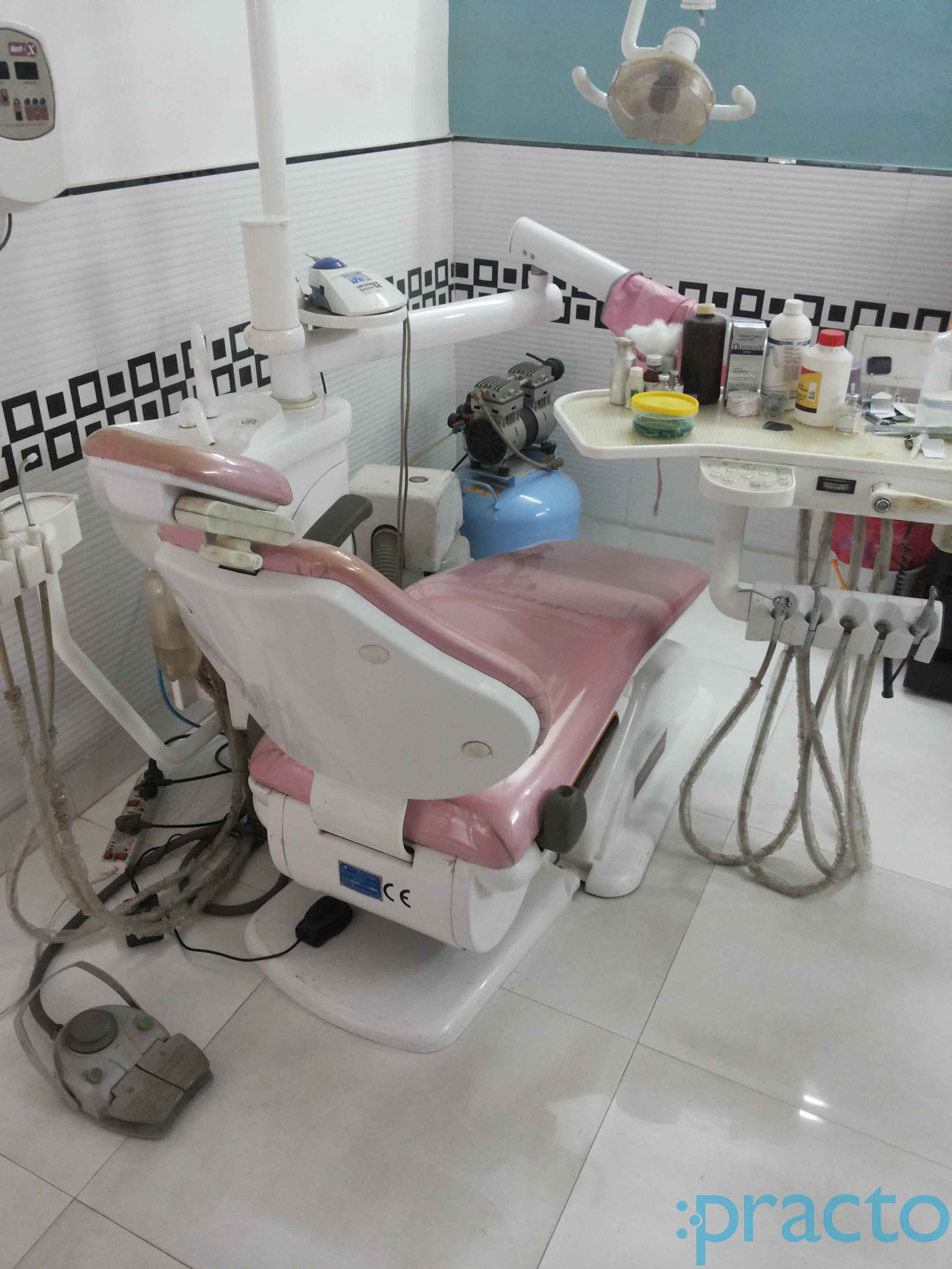 Om Dental Clinic Pandav Nagar Delhi