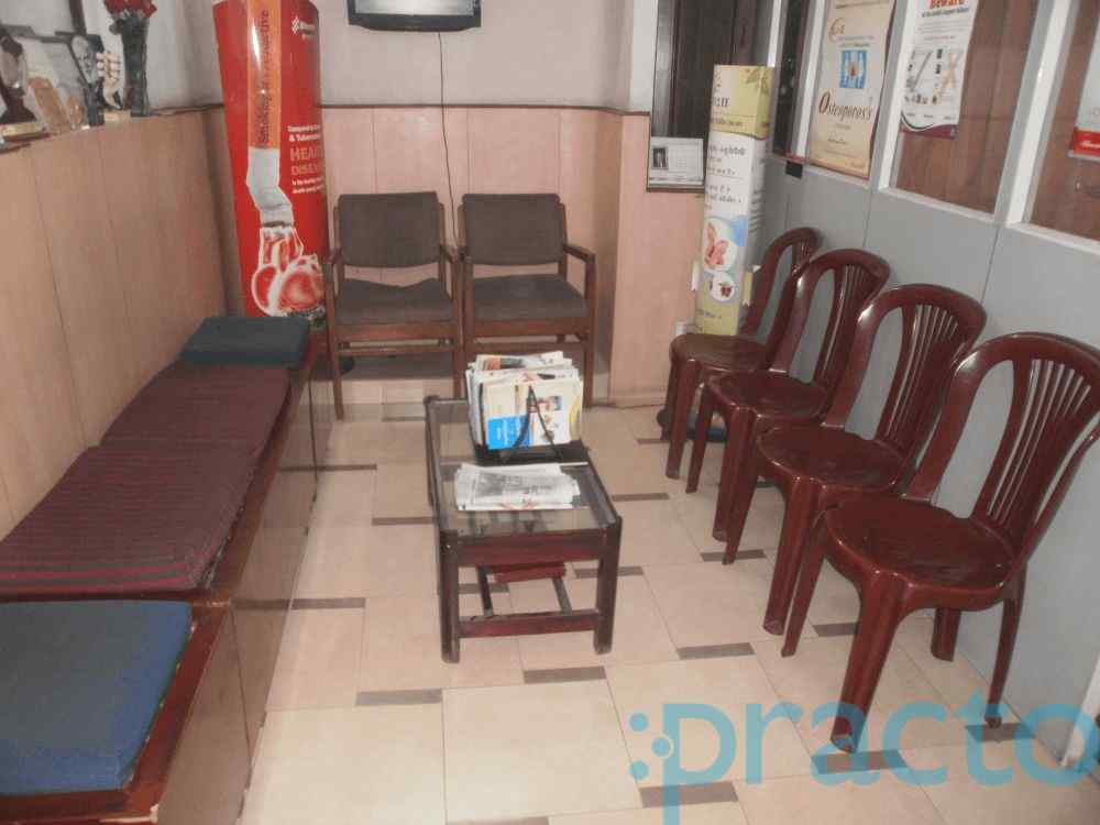 Central Clinic  Sector 27 Noida