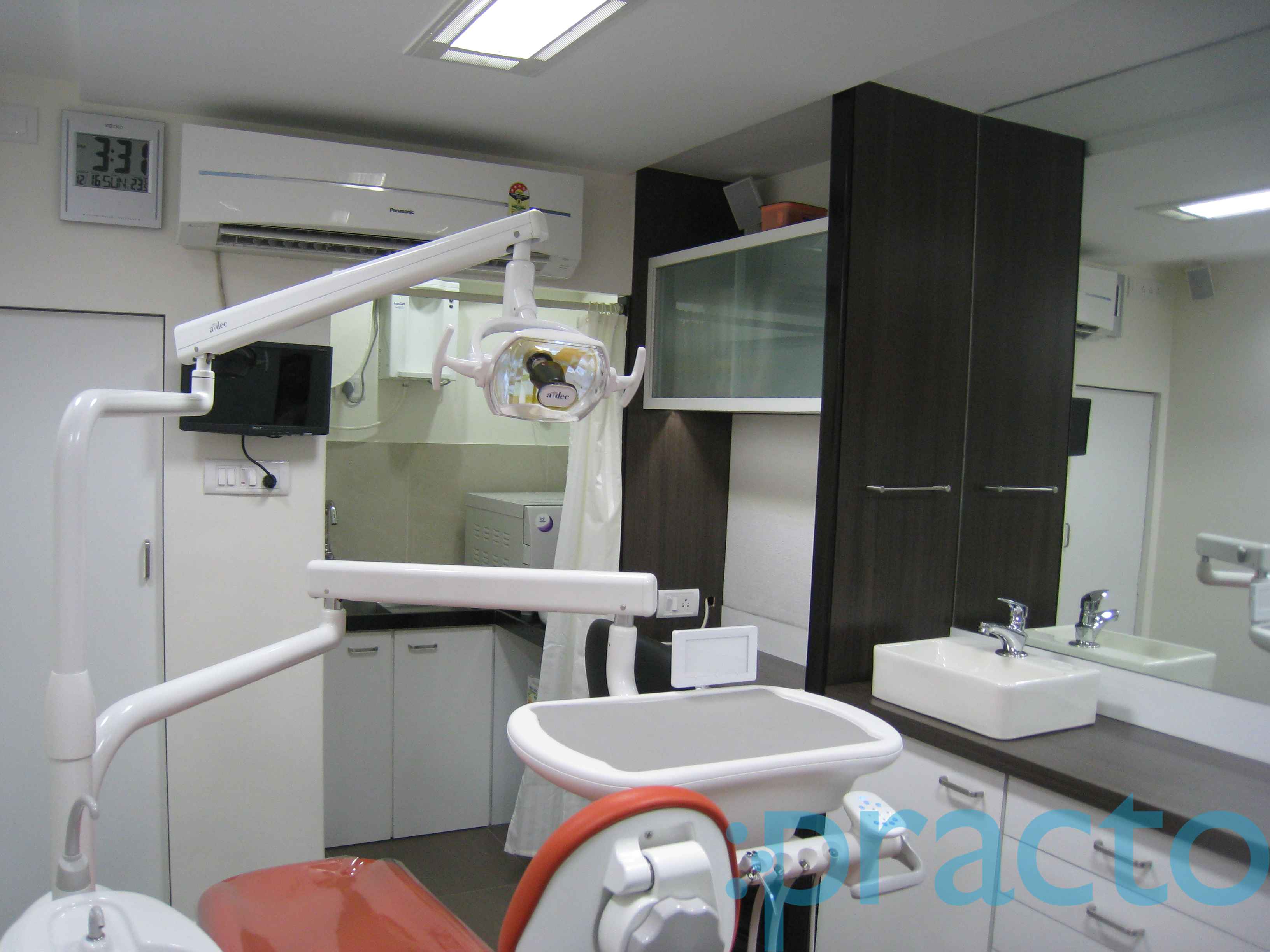 Smile Essentials Dadar East Mumbai