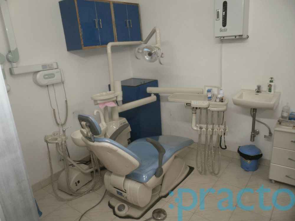 Maxiss Dental Punjabi Bagh Delhi
